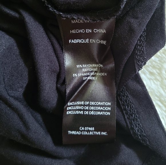 bebe Black🖤 NY🌁 Empire State Building and Statue of Liberty🗽Top - NWT - Picture 8 of 16